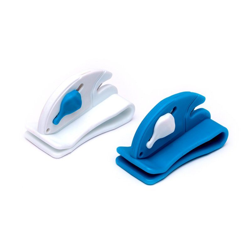 Balloon Cutter - Two Blades & A Belt Clip | 1 Count