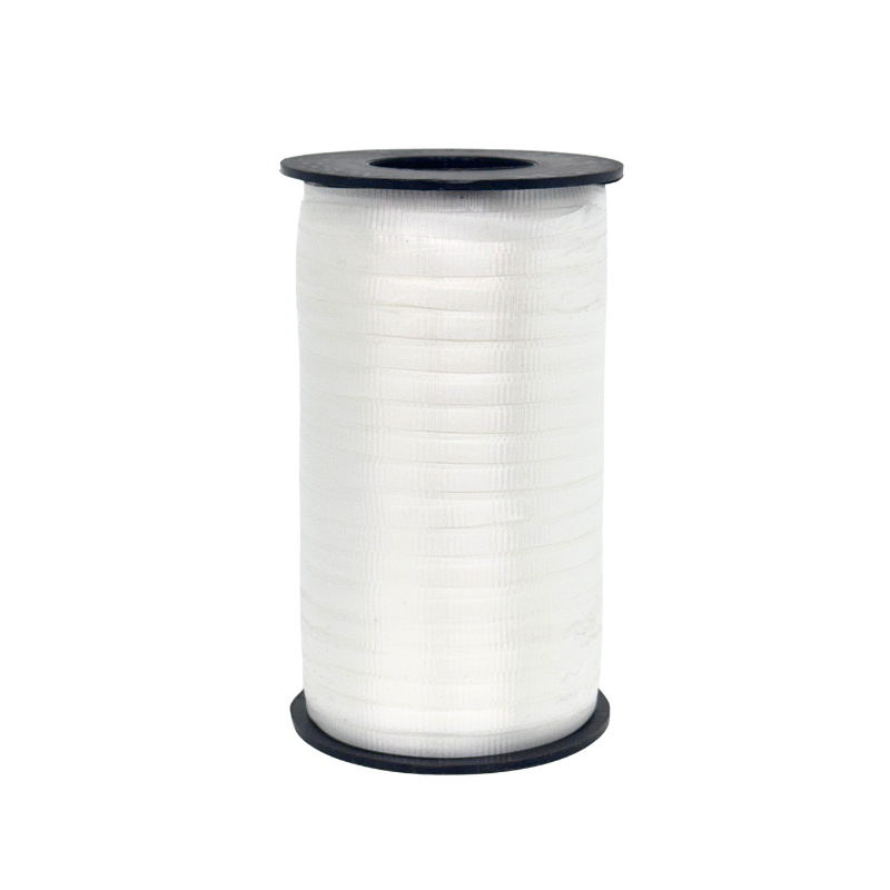 Ruban frisé McGinley blanc 3/16" - 3/16" x 500 verges | 1 bobine