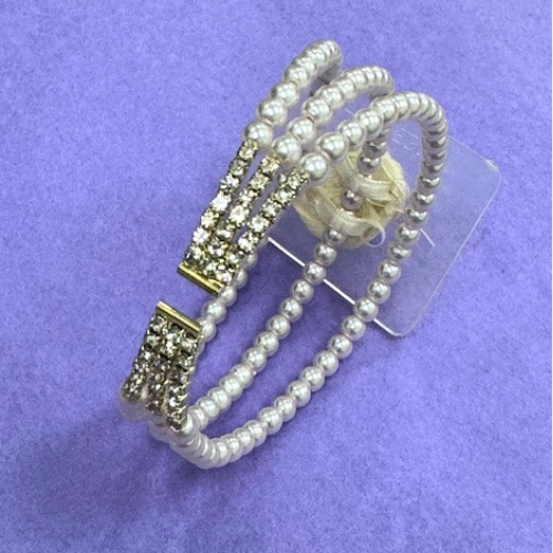 2 1/4" Pearl Elegance Flower Bracelet Cuff | 1 Count